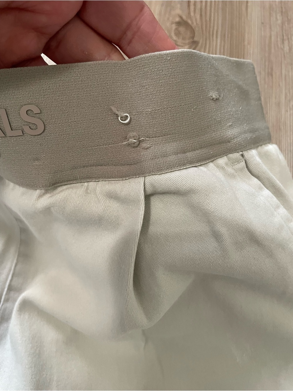 Fear of God ESSENTIALS Beige Wide Leg Trousers (small nip on waist band) see pic - Picture 8 of 12